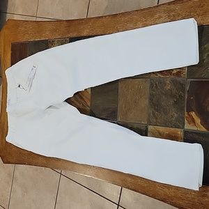 Organically made tight white flog pants